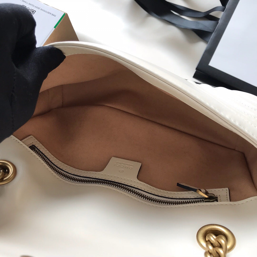 Gucci GG Marmont Small Matelasse Bag